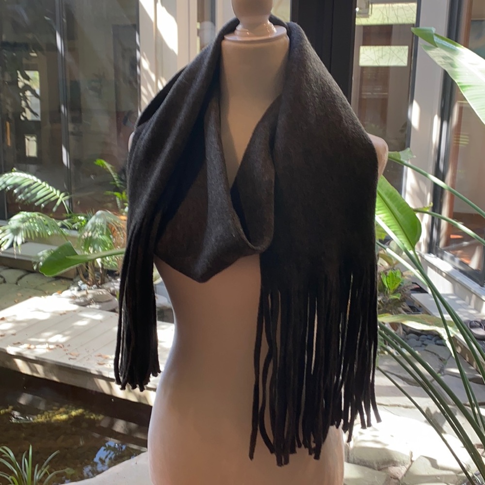 Gray Lucky Brand wool-like scarf